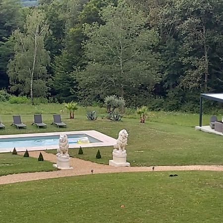 La Tour Carree D'Un Chateau Auzouer-en-Touraine Extérieur photo