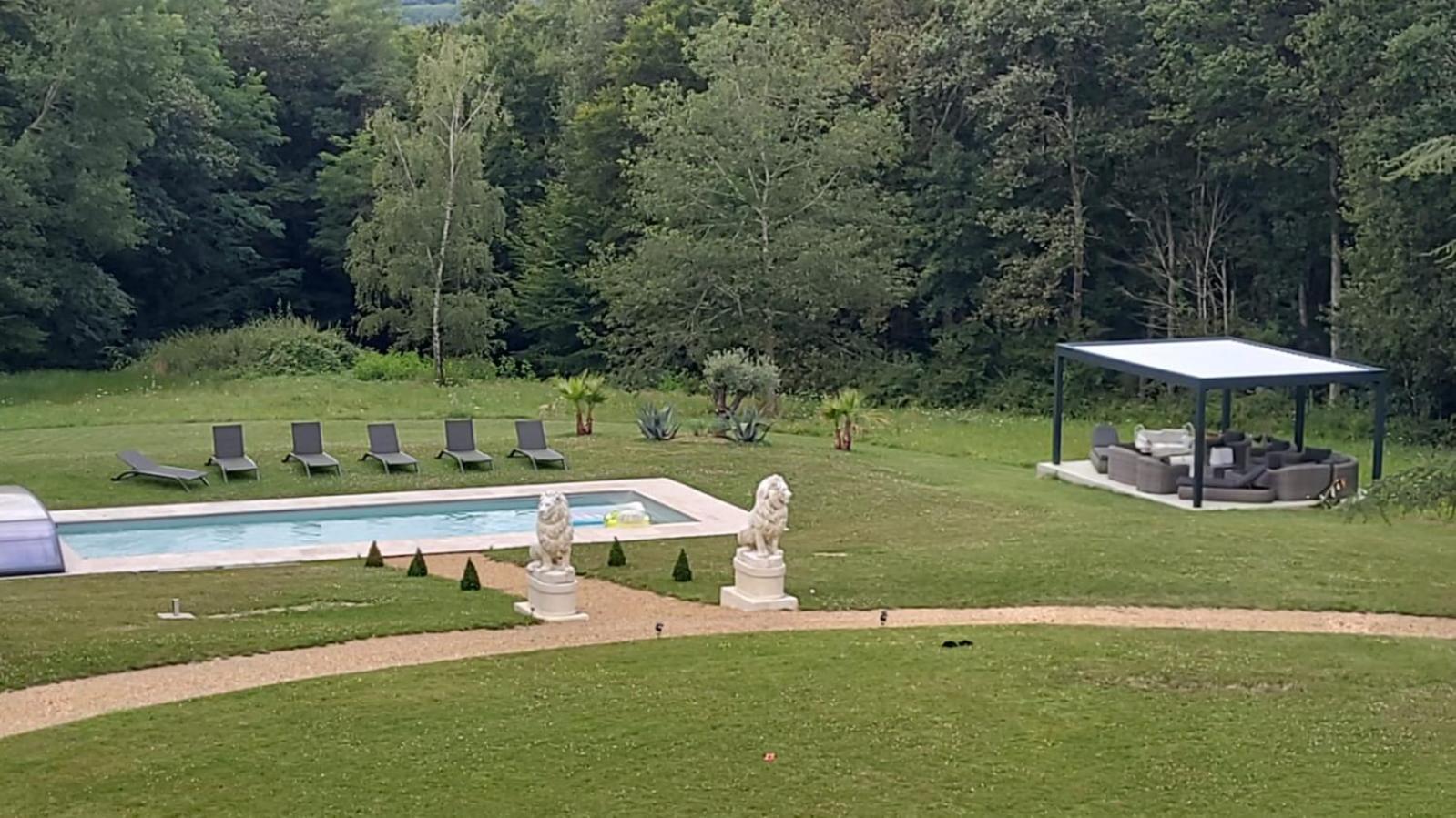La Tour Carree D'Un Chateau Auzouer-en-Touraine Extérieur photo
